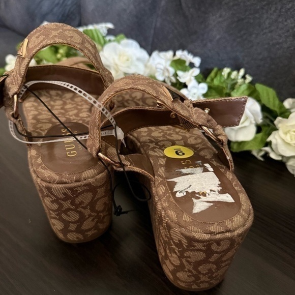 Guess Guess - Picture 6 of 9